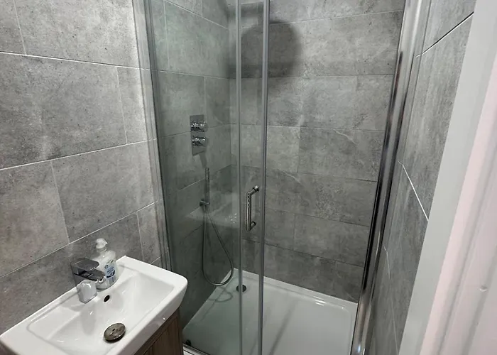 2 Bed Duplex With En-suite 5 Mins Walk From Centre Apartamento *