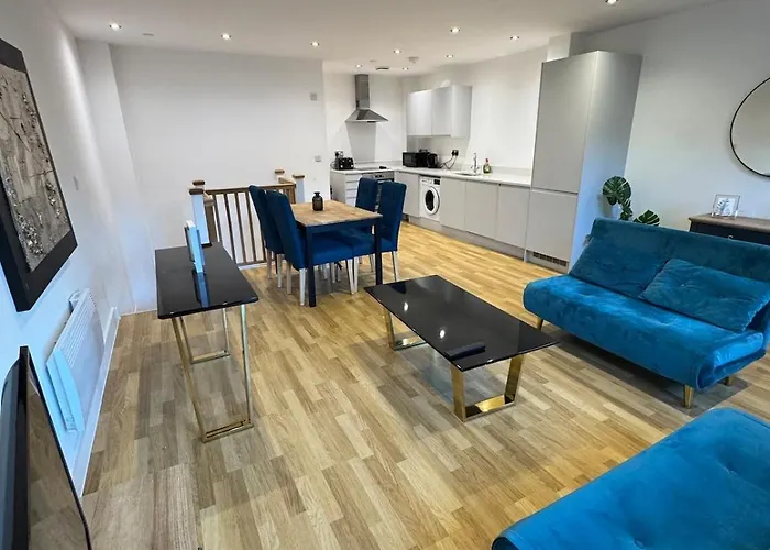 Apartamento 2 Bed Duplex With En-suite 5 Mins Walk From Centre