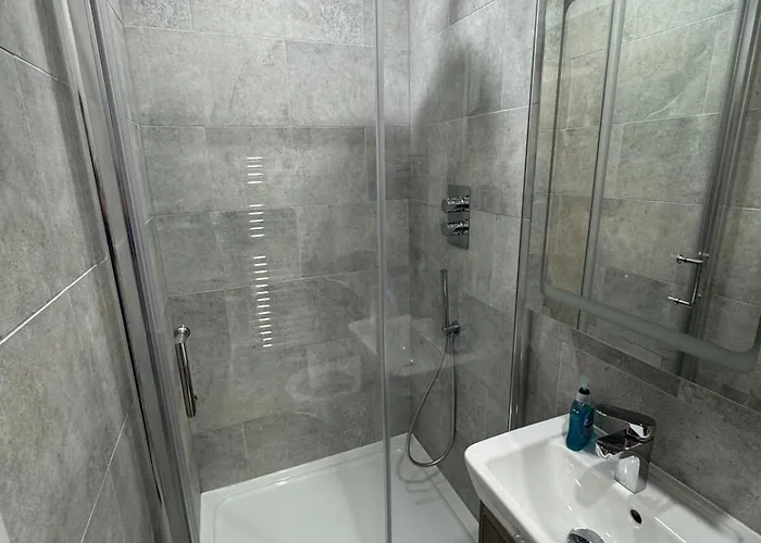 Apartment 2 Bed Duplex With En-suite 5 Mins Walk From Centre